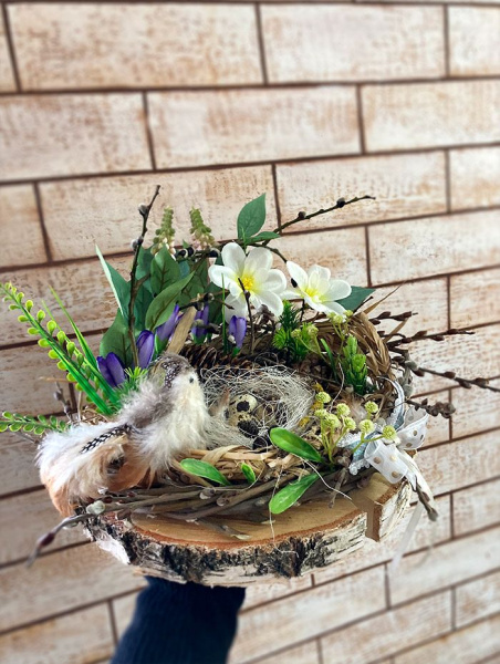 Пасхальная композиция "Вербная" на натуральном спиле